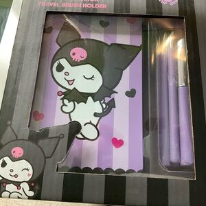 New Sanrio Kuromi travel Light Up Mirror with 5 Makeup Brushes